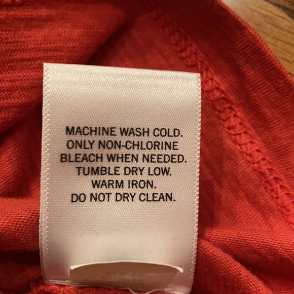 Banana Republic orange scoop neck t-shirt - Picture 5 of 6